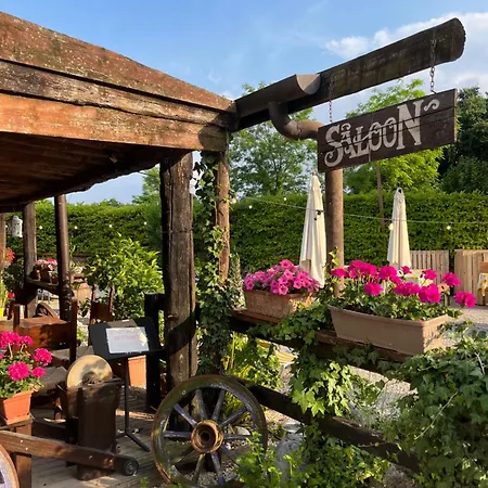 Al Ranch Фермерский дом